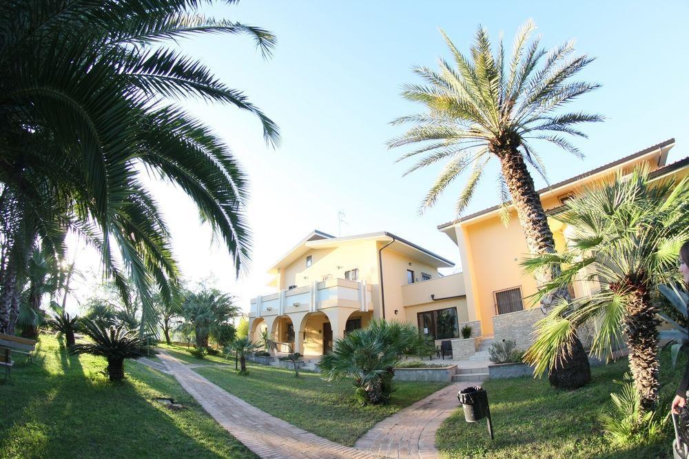San Michele Apartments&Rooms Catanzaro Buitenkant foto